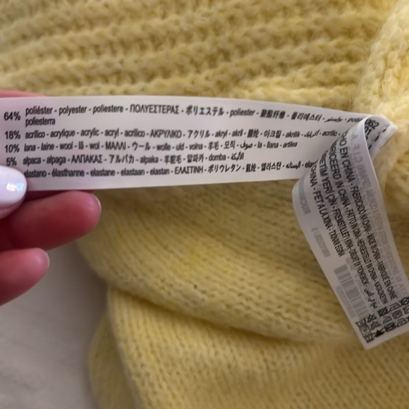 Zara sweater - Picture 3 of 3